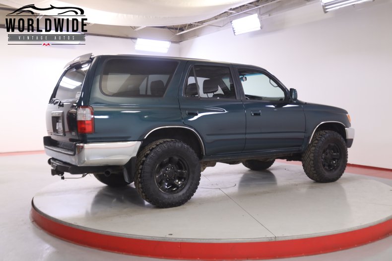 LCC1689.1 | 1996 Toyota 4Runner SR5 | Worldwide Vintage Autos