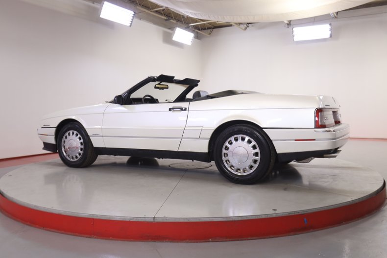 WWVA1412.KT.0 | 1993 Cadillac Allante | Worldwide Vintage Autos