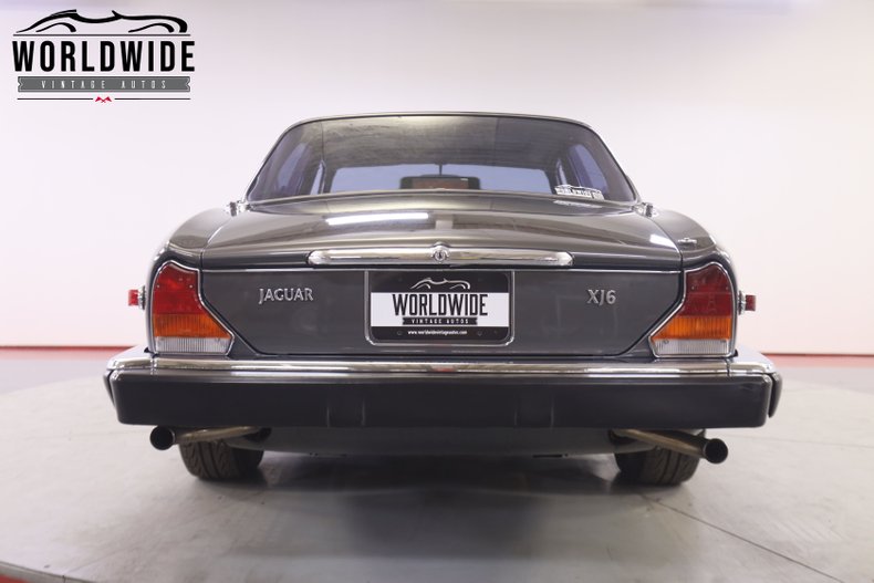 WWVA1481.KT.1 | 1986 Jaguar XJ6 | Worldwide Vintage Autos