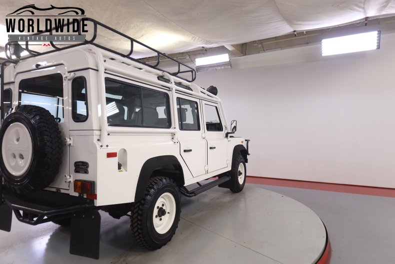 CTP4807.2 | 1993 Land Rover Defender 110 | Worldwide Vintage Autos