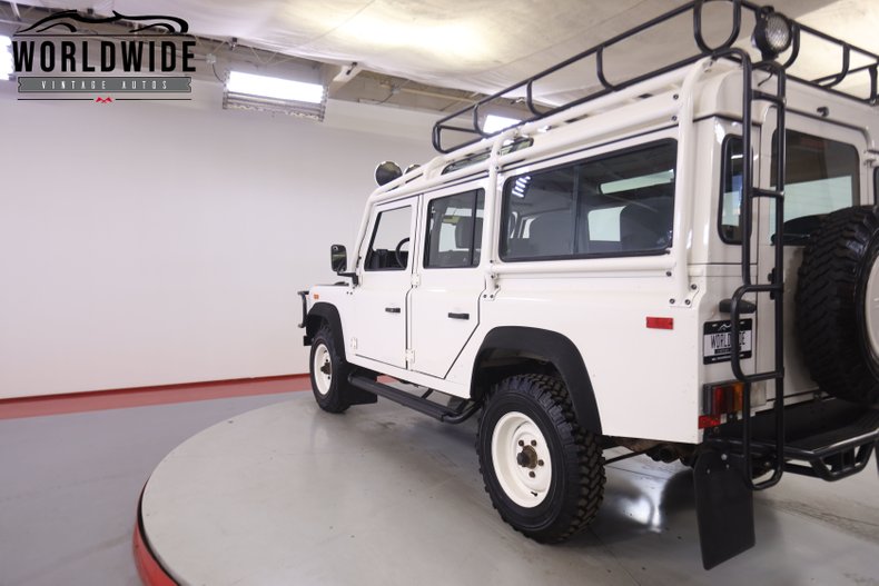 CTP4807.2 | 1993 Land Rover Defender 110 | Worldwide Vintage Autos