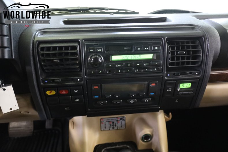 LCC1785 | 2003 Land Rover Discovery | Worldwide Vintage Autos