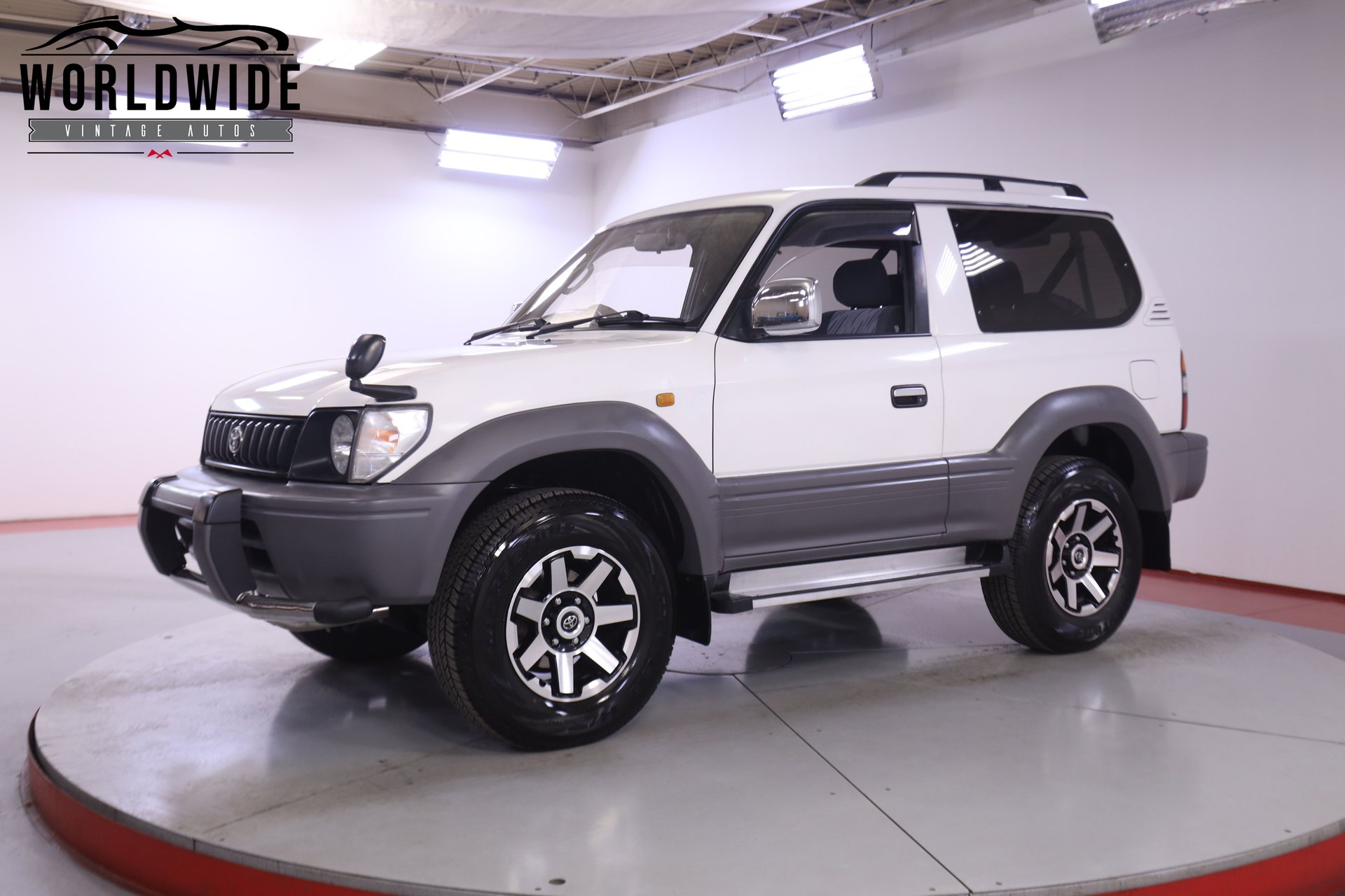 ムーンページ 1997 Toyota Land Cruiser | Worldwide Vintage Autos