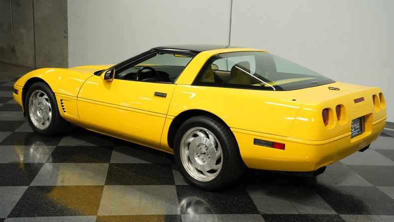used 1995 Chevrolet Corvette car, priced at $17,995