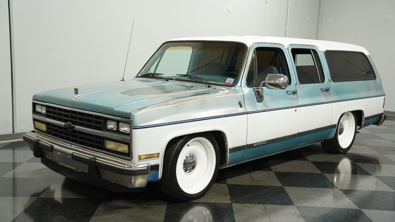 used 1991 Chevrolet Suburban car, priced at $22,995