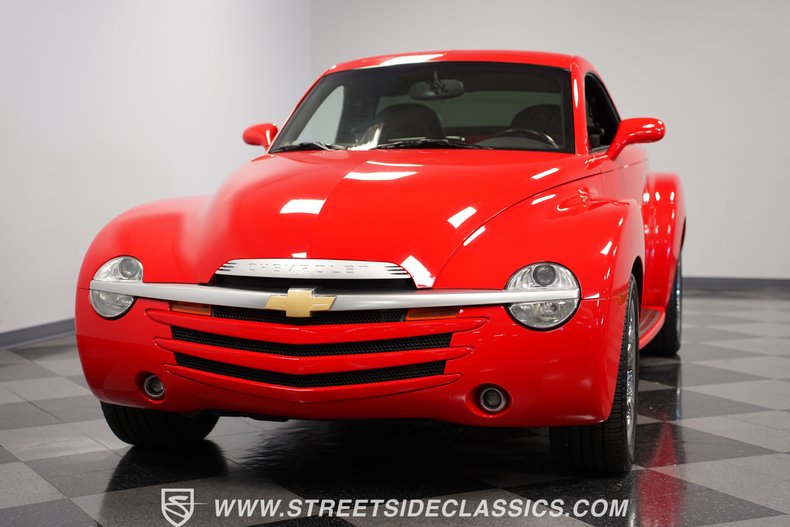 used 2005 Chevrolet SSR car, priced at $26,995