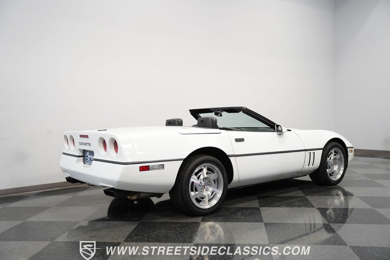 used 1990 Chevrolet Corvette car, priced at $15,995